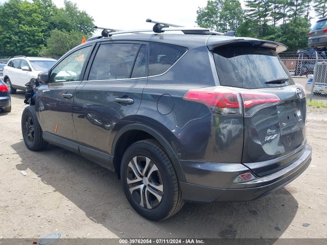 Toyota RAV4 LE 2017 JTMBFREV0HJ130298 Image 3