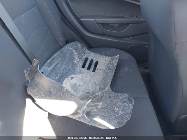 Ford FIESTA SE 2018 3FADP4BJ2JM109090 Image 12