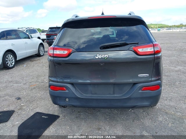 1C4PJLCB3HW541661 Jeep Cherokee Latitude Fwd