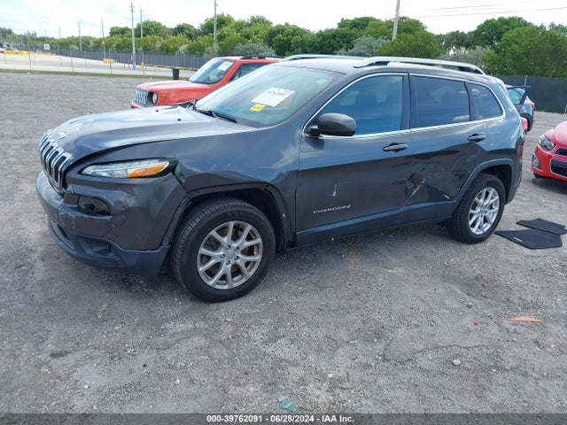 1C4PJLCB3HW541661 Jeep Cherokee Latitude Fwd