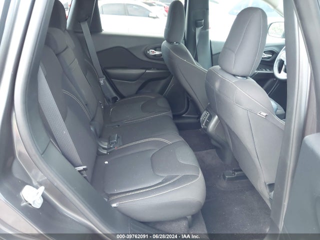 1C4PJLCB3HW541661 Jeep Cherokee Latitude Fwd