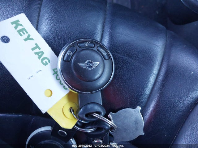 2008 MINI COOPER S WMWMF73538TT90860 Photo 10