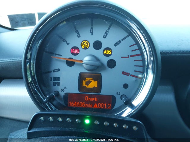 2008 MINI COOPER S WMWMF73538TT90860 Photo 6