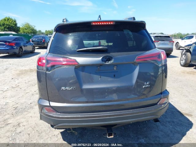 2T3BFREV3GW447086 Toyota RAV4 LE