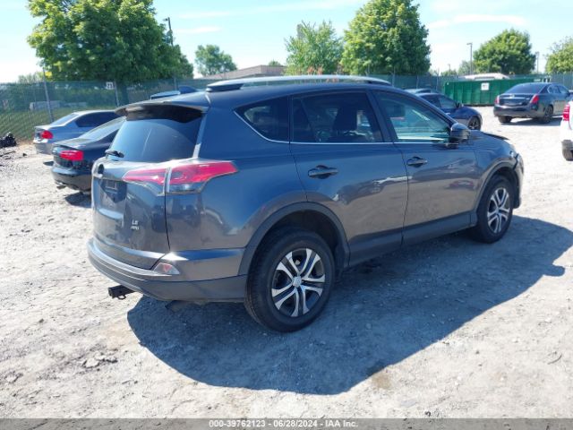2T3BFREV3GW447086 Toyota RAV4 LE