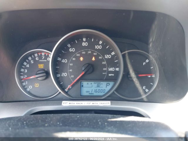 2T3BFREV3GW447086 Toyota RAV4 LE