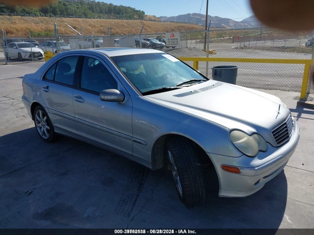 2003 MERCEDES-BENZ C-CLASS WDBRF40J03F423974