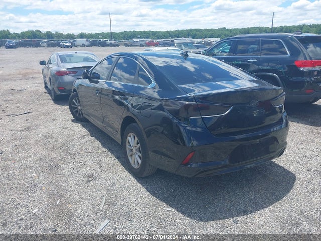Hyundai SONATA ECO 2018 5NPE24AA1JH687704 Image 3
