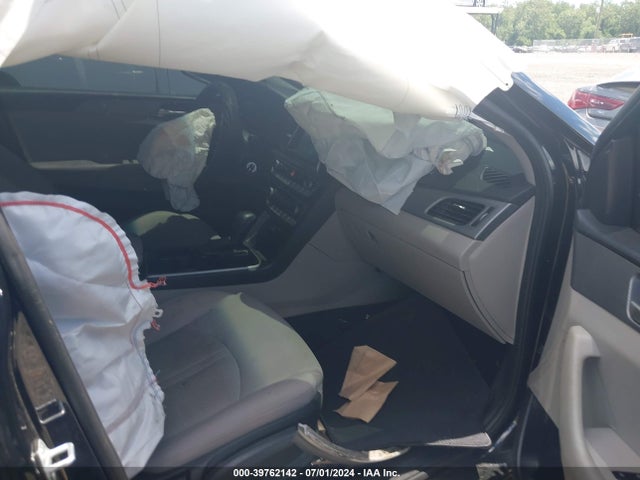 Hyundai SONATA ECO 2018 5NPE24AA1JH687704 Image 5
