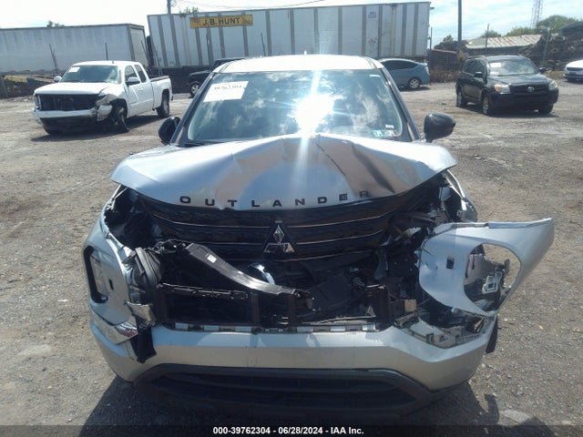 JA4J4TA84NZ023714 Mitsubishi Outlander Es 2.5 S-awc