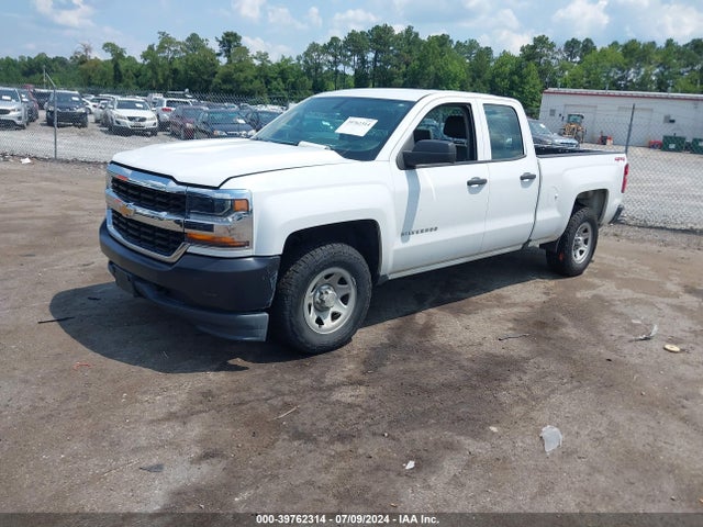 Chevrolet Silverado 1500 Wt 2018 1GCVKNEH6JZ328841 Image 2