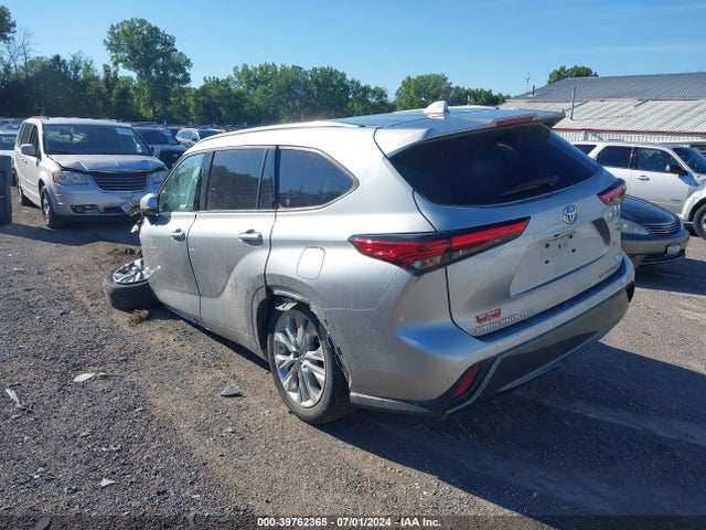 Toyota Highlander Limited 2021 5TDDZRBH9MS559130 Image 3