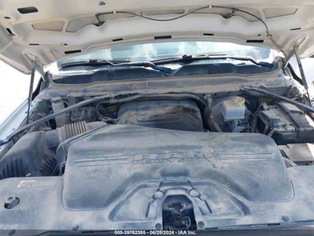 3C6UR5HJ6NG154997 RAM 2500 Tradesman  4x4 8' Box