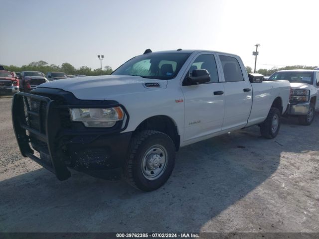 3C6UR5HJ6NG154997 RAM 2500 Tradesman  4x4 8' Box