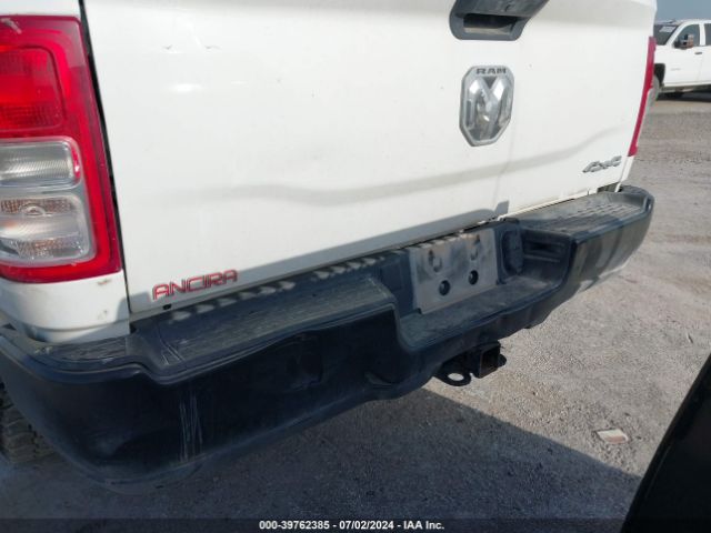 3C6UR5HJ6NG154997 RAM 2500 Tradesman  4x4 8' Box