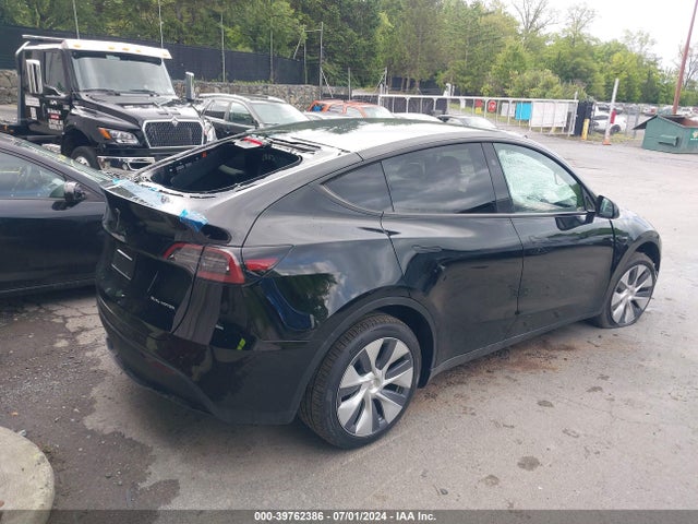 7SAYGDEE0PA186855 Tesla Model Y Awd/long Range Dual Motor All-wheel Drive