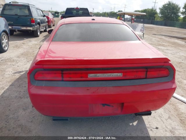 2C3CDYBT7EH185517 Dodge Challenger R/t