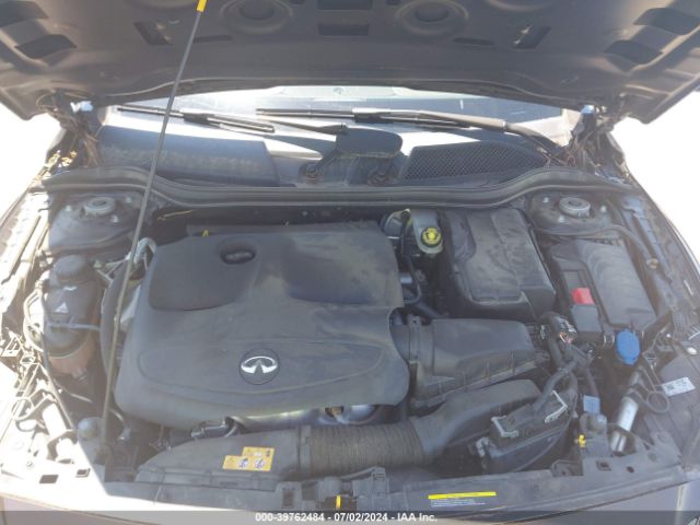 SJKCH5CP9HA023677 Infiniti Qx30 Premium