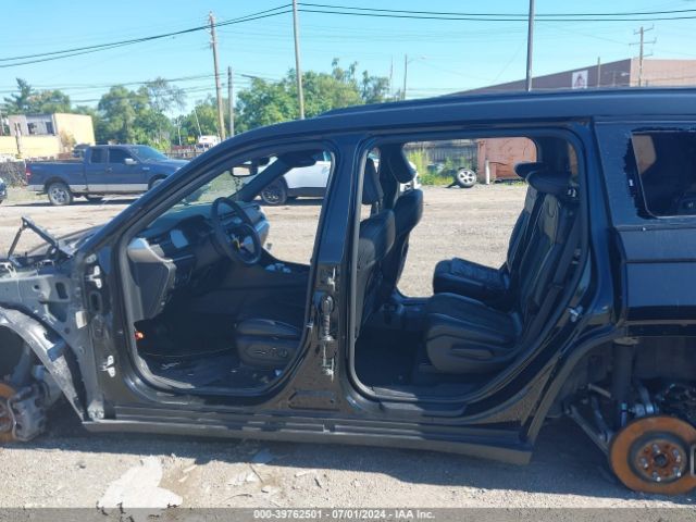 1C4RJKAG1P8704070 Jeep Grand Cherokee L Altitude 4x4