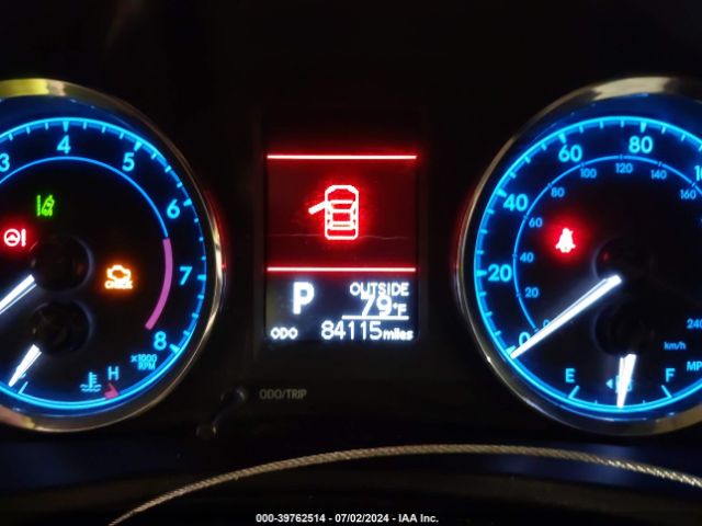 2T1BURHE5HC924744 Toyota COROLLA LE