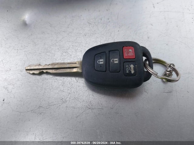 Toyota COROLLA LE 2018 2T1BURHE2JC115174 Image 11