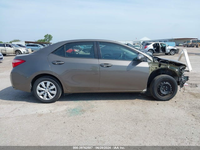 Toyota COROLLA LE 2018 2T1BURHE6JC005535 Image 14
