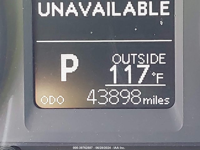 Toyota COROLLA LE 2018 2T1BURHE6JC005535 Image 16