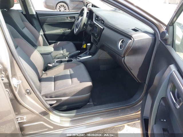 Toyota COROLLA LE 2018 2T1BURHE6JC005535 Image 5