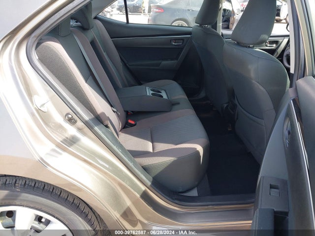 Toyota COROLLA LE 2018 2T1BURHE6JC005535 Image 8