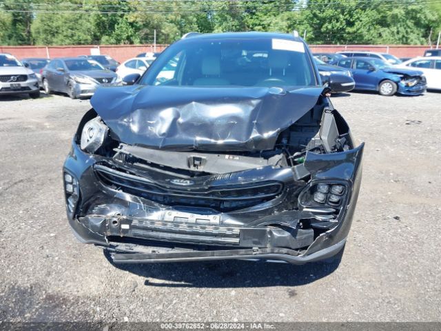 KNDPNCAC9J7425204 KIA Sportage Ex