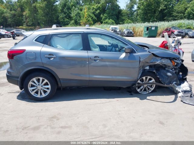 JN1BJ1CR5JW293353 Nissan Rogue Sport Sv