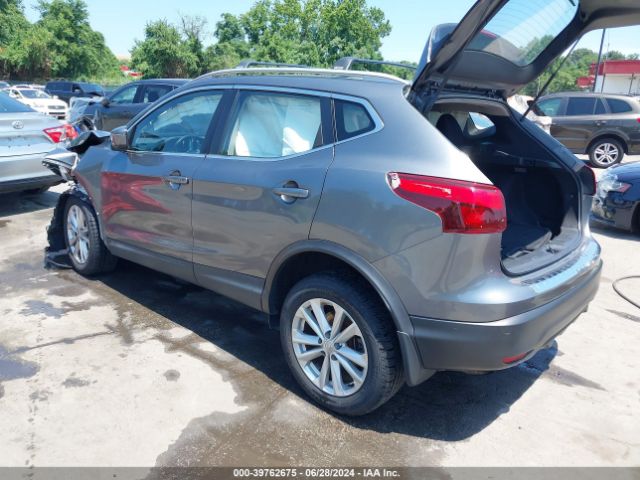 JN1BJ1CR5JW293353 Nissan Rogue Sport Sv