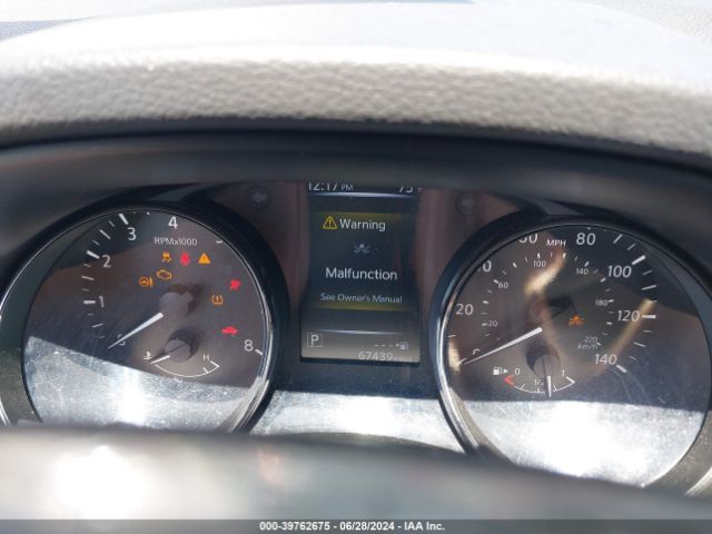 JN1BJ1CR5JW293353 Nissan Rogue Sport Sv
