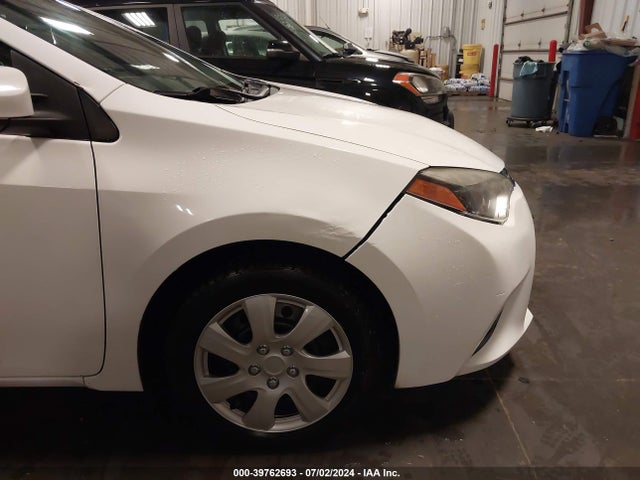 Toyota COROLLA LE 2016 5YFBURHE1GP499148 Image 17