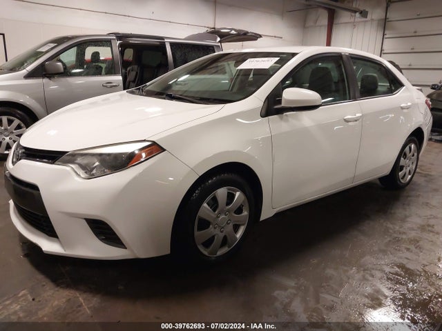 Toyota COROLLA LE 2016 5YFBURHE1GP499148 Image 2