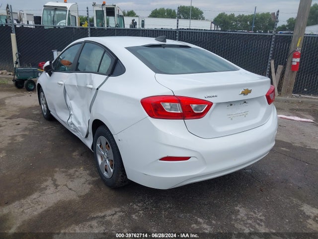 Chevrolet Cruze Ls Auto 2017 1G1BC5SM3H7153898 Image 3