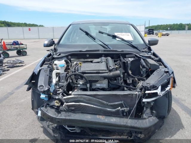 3VW2B7AJ4HM360915 Volkswagen Jetta 1.4t S