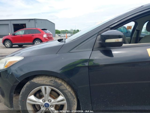 1FADP3F28EL114542 Ford FOCUS SE