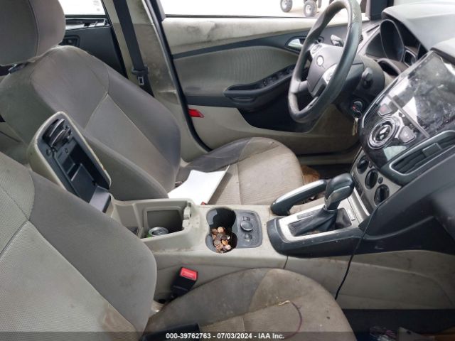 1FADP3F28EL114542 Ford FOCUS SE