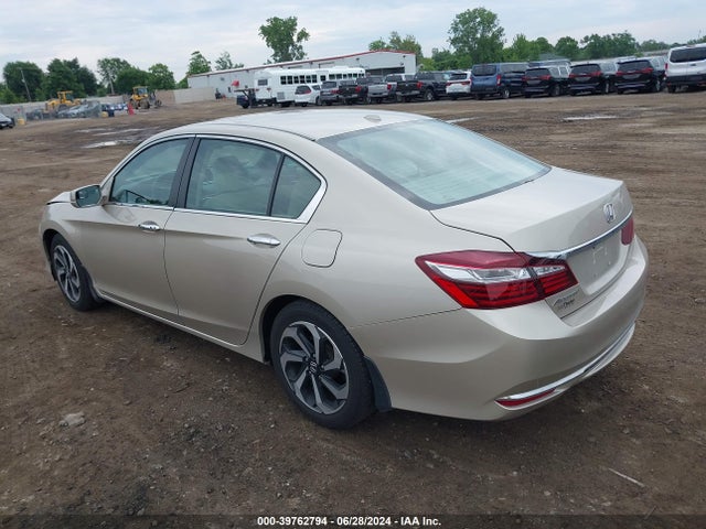 Honda ACCORD EX 2017 1HGCR2F70HA187427 Image 3