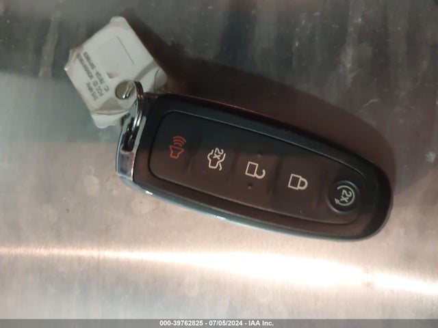 1FAHP2F83FG157051 Ford Taurus Limited