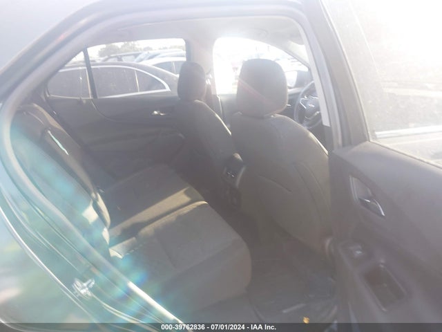 Chevrolet EQUINOX LT 2018 2GNAXJEVXJ6332568 Image 8