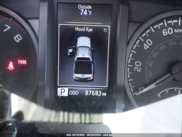 3TMBZ5DN1JM015350 Toyota Tacoma Trd Sport