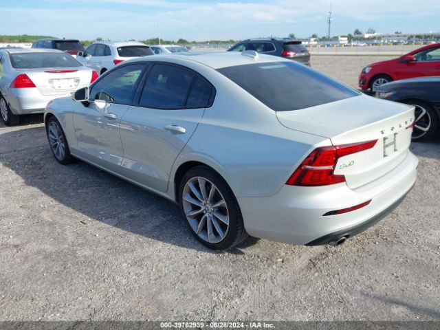 7JR102FK6MG080587 Volvo S60 T5 Momentum