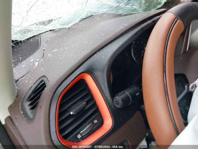 ZACCJBBT0FPB75758 Jeep Renegade Latitude