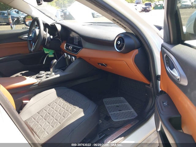ZARFAEDN2H7536743 Alfa Romeo Giulia Awd