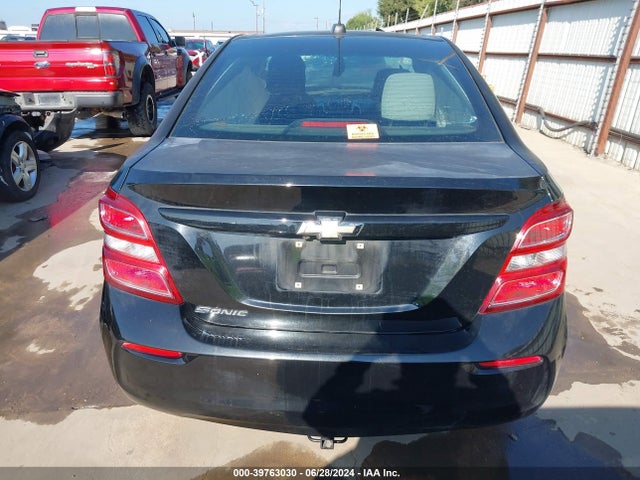 Chevrolet Sonic Ls Auto 2017 1G1JB5SH3H4141639 Image 16