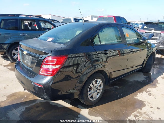Chevrolet Sonic Ls Auto 2017 1G1JB5SH3H4141639 Image 4