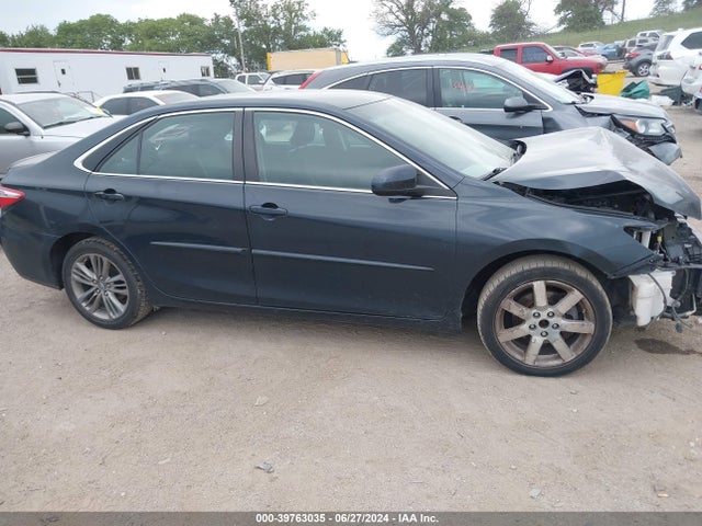 Auction sale of the 2017 Toyota Camry Se, vin: 4T1BF1FK7HU451772, lot number: 39763035