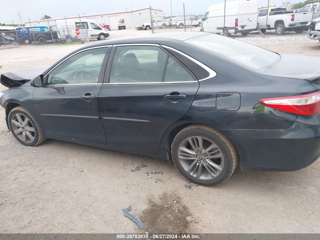 Auction sale of the 2017 Toyota Camry Se, vin: 4T1BF1FK7HU451772, lot number: 39763035